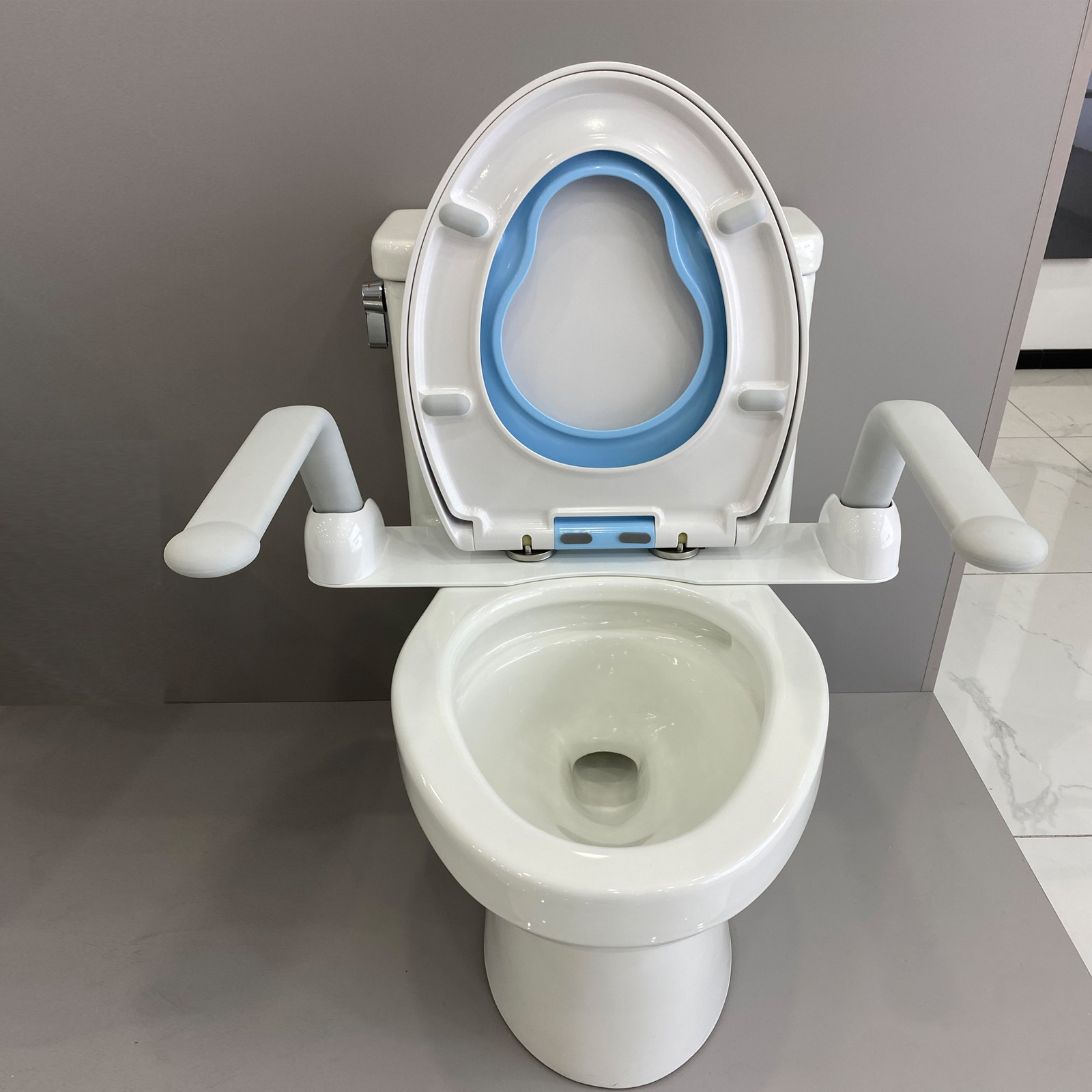 elevated  seat in toilet baby access low  toiletdisable monobloc inodoro change bathroom padded toilet Medical grab bar toilett