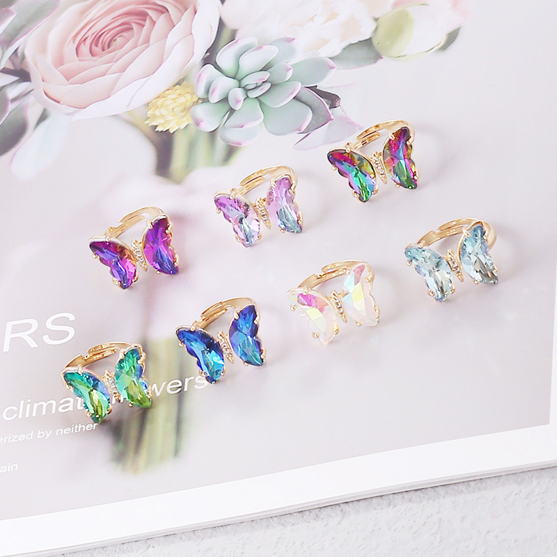 2021 New Popular Glass Crystal Butterfly Ring Gradient Color Golden Cocktail Rings Opening Adjustable Size Gift Jewelry