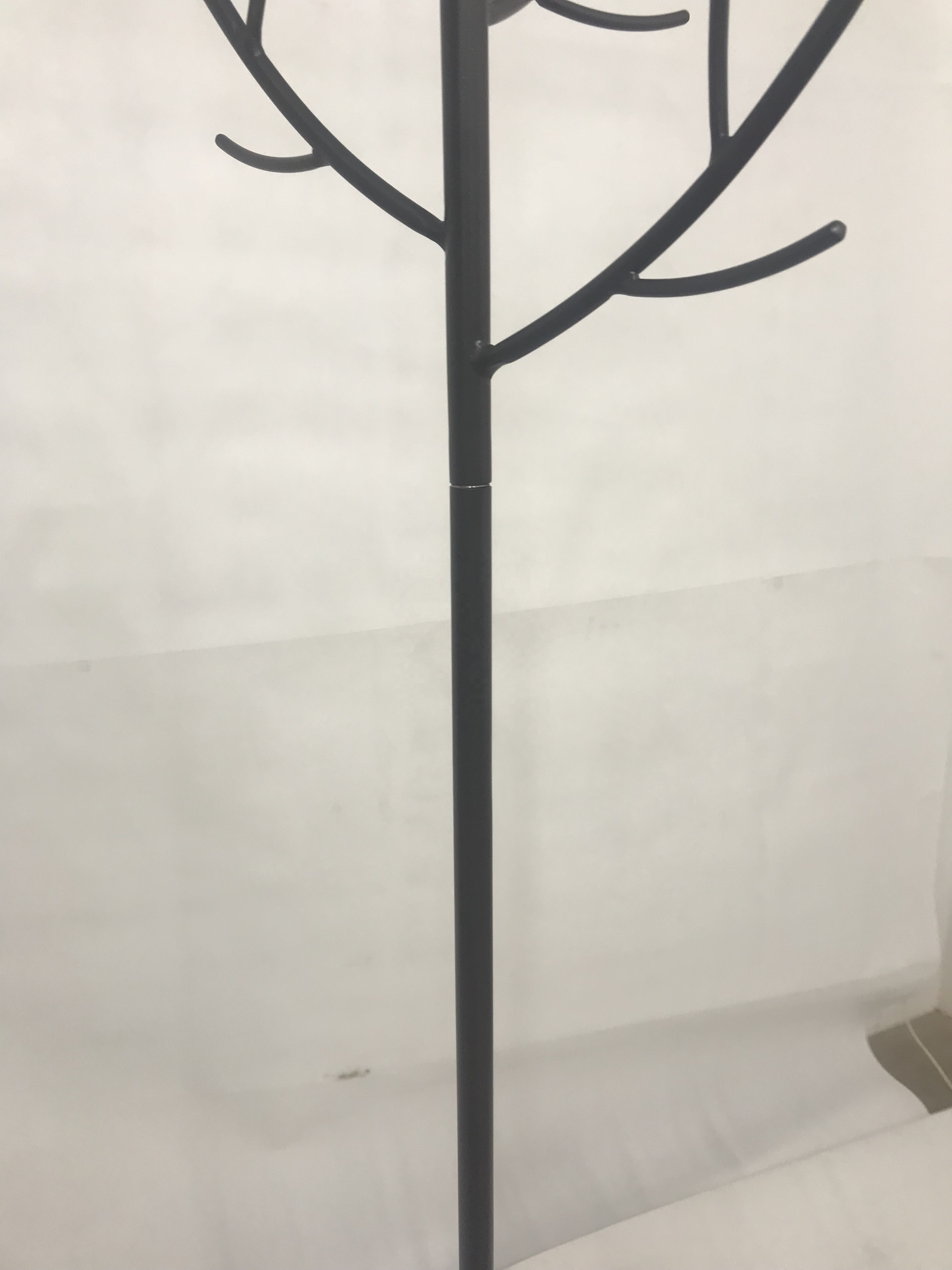 Wholesales  Modern Portable Disassemblable Tree Shape Metal Coat Rack