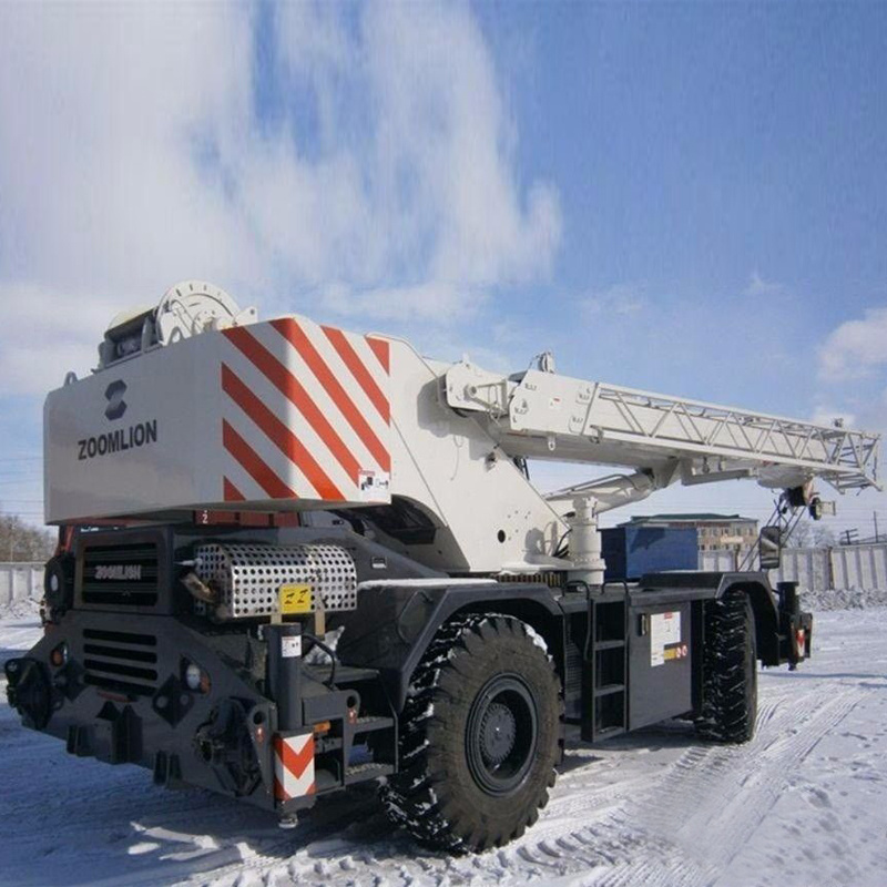 High quality zoomlion RT60 4x4 60 ton hydraulic rough terrain truck crane for sale