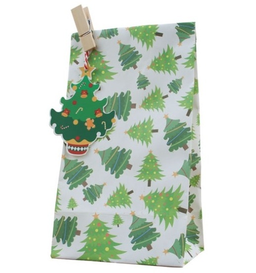 Christmas Candy Favor Gifts Full Color Logo Printed Kraft Paper Bag With Stickers Card and Clip