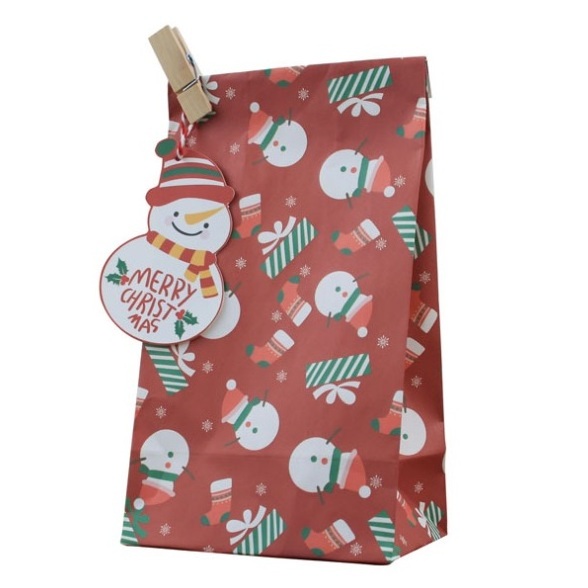 Christmas Candy Favor Gifts Full Color Logo Printed Kraft Paper Bag With Stickers Card and Clip