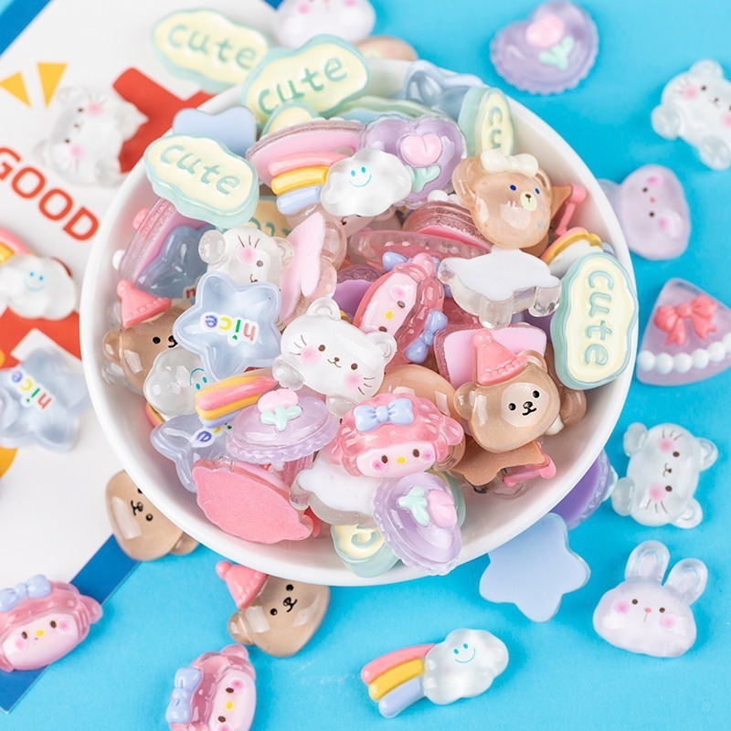 Resin Accessories Cartoon Bear Cake Hand create diy cream glue mobile phone case patch children's hair accessories material