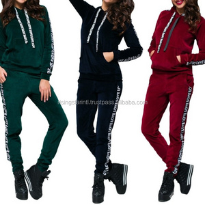 custom design wholesale girl sweat suit women track suit women tracksuits with logo straps