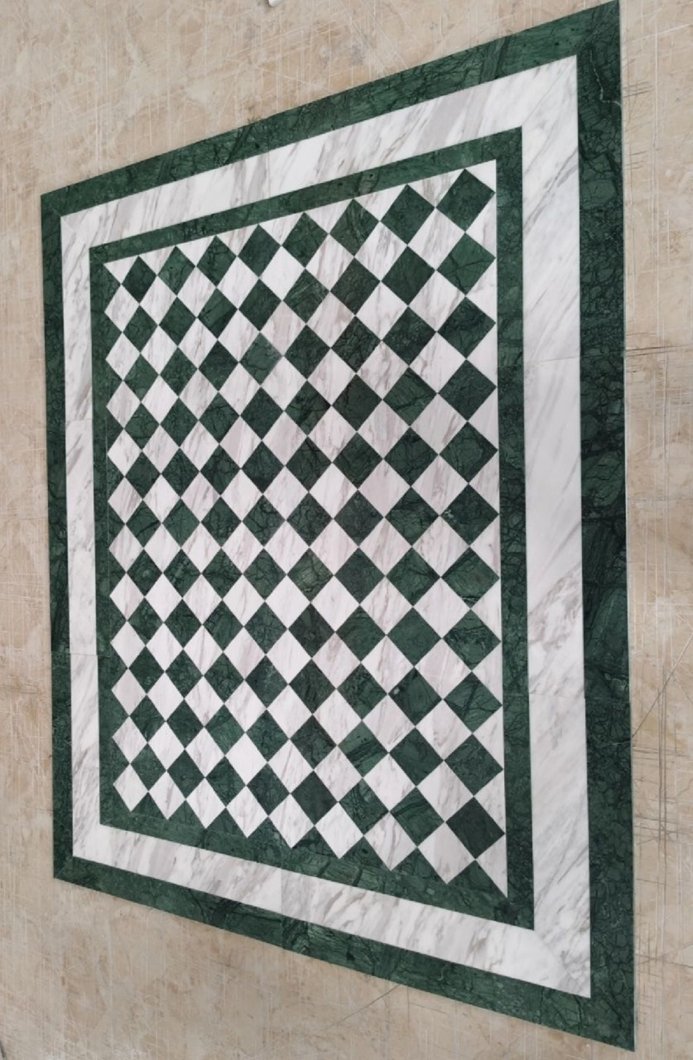 Luxury Villa Floor Medallion Design  Green Marble White Volakas Diamond Mosaic Pattern Marble Waterjet Mosaic Tile