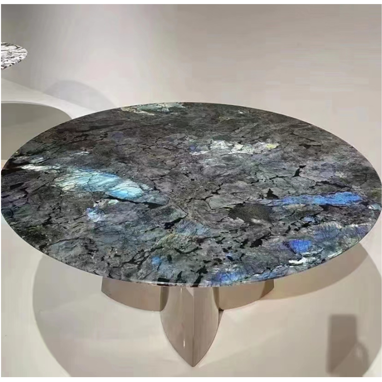 New Arrival Decorative Stone  Blue Emerald Granite Labradorite Blue Granite For Interior Wall Floor Slabs and Tiles