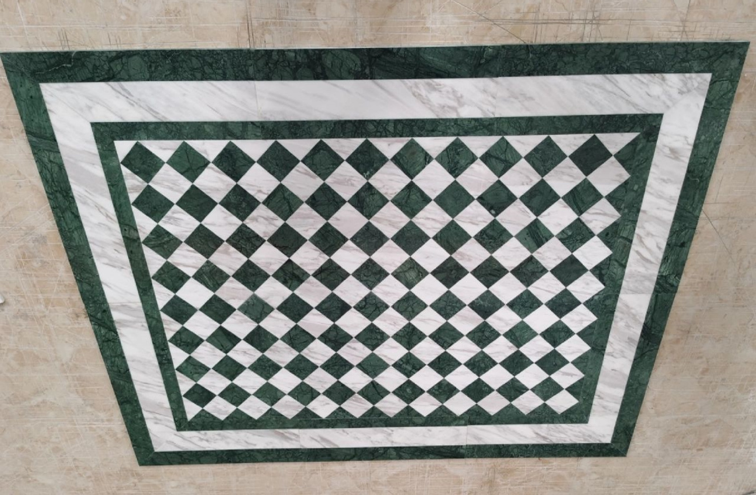 Luxury Villa Floor Medallion Design  Green Marble White Volakas Diamond Mosaic Pattern Marble Waterjet Mosaic Tile