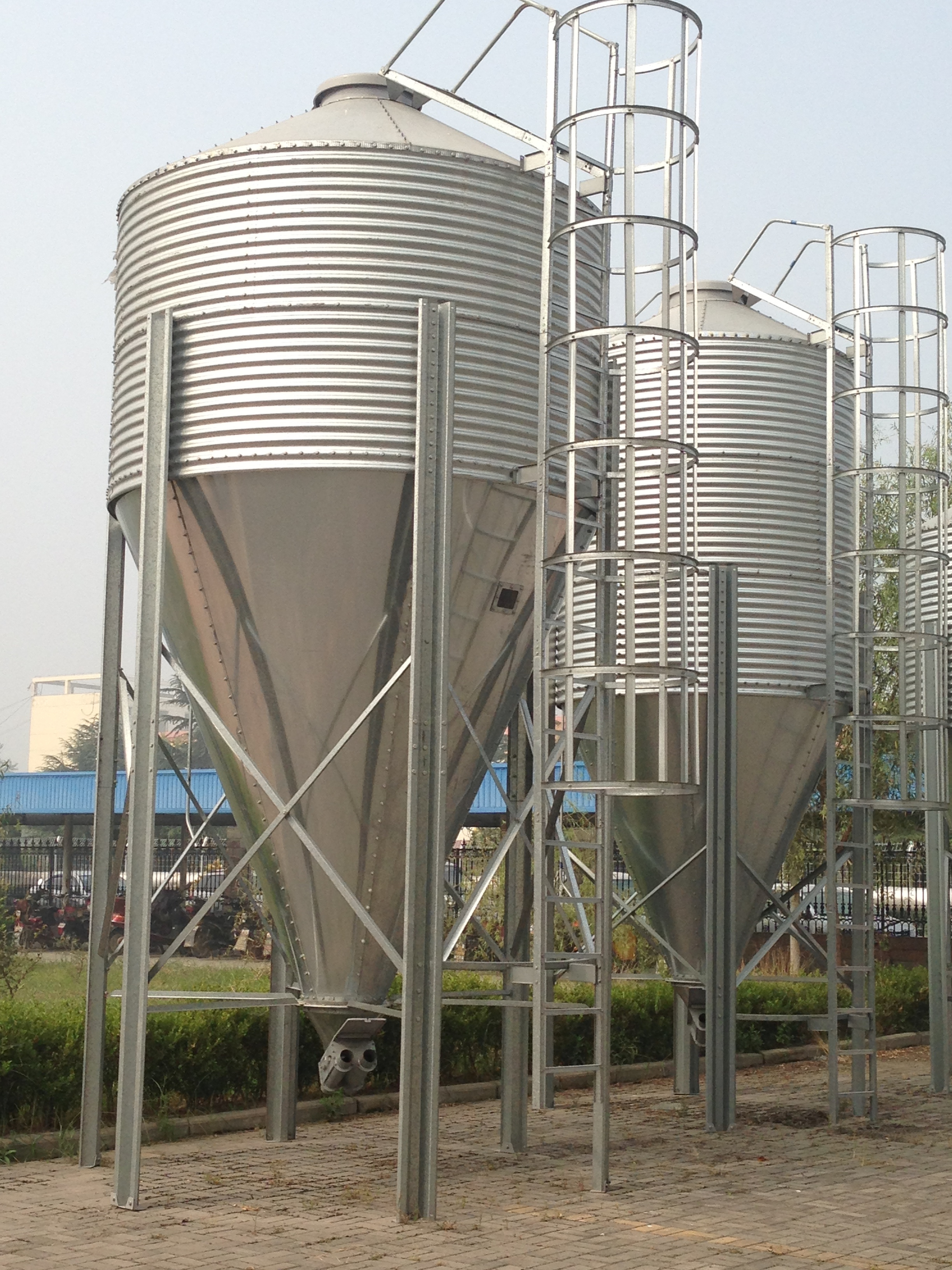 Feed Wheat Silos Grain Storage Price Mini Feed Silo for Sale