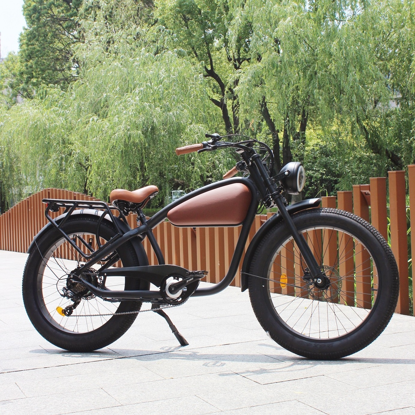 26*4.0 big power Cafe Racer Ebike Vintage Electric Bike Fat Tire Electric Chopper Bike Adults Electric Bicycle with CE