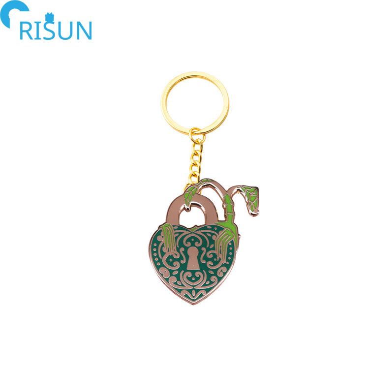 Wholesale Keychain Heart Eye Key Enamel Custom logo Keyring Love Lock Heart Gate Keychains Magical Plant Locks Valentine's Day