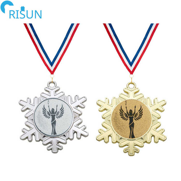 Customize Bespoke Unique Snowflake Winter Running Run Marathon Finisher Awards Medals Medalla Medallion Custom Snowflake Medal