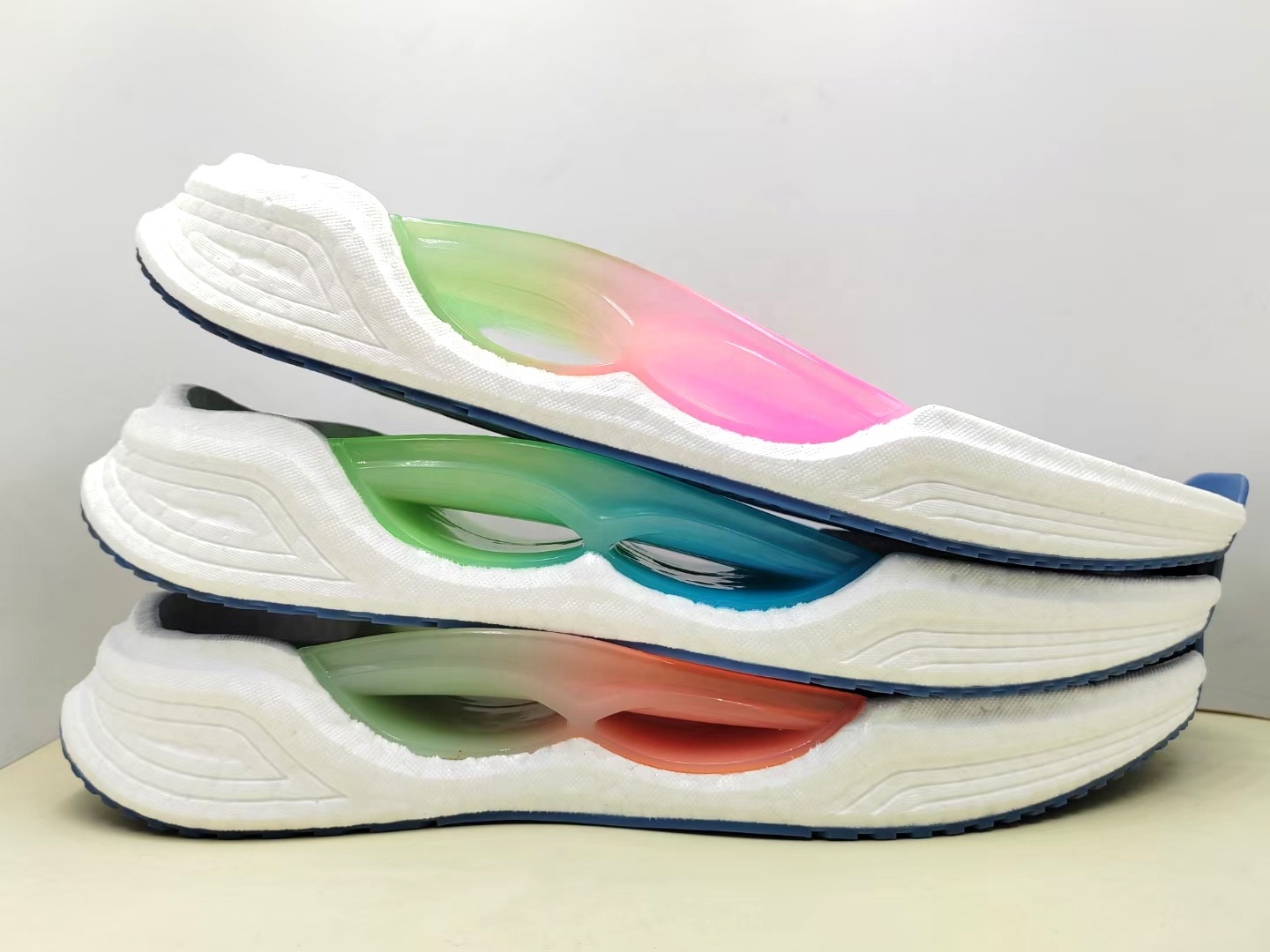 comfortable etpu shoe sole with clear tpu outsole for sneakers making