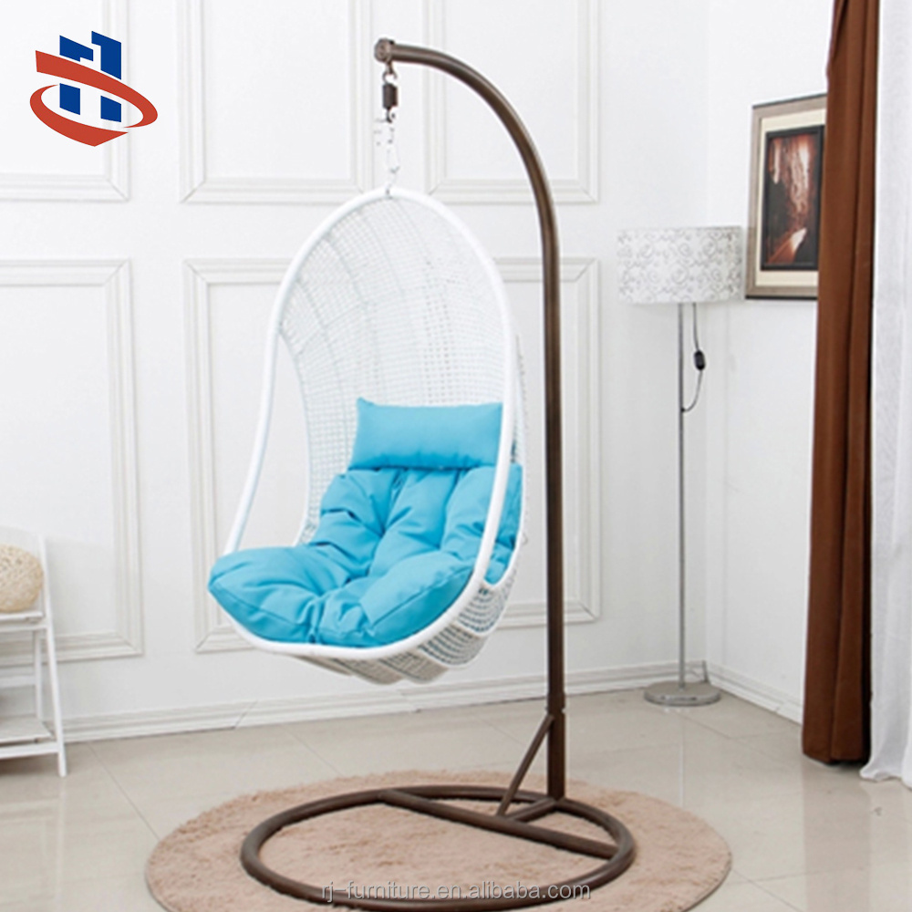 Outdoor Furniture Synthetic Wicker Swing Hanging Basket Swing Chair Luxury Metal Waterproof Modern Leisure Patio Swings