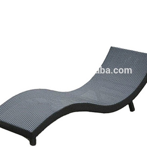 Rattan Furniture Beach Chairs Garden Chairs Ledge Lounger Pool Furniture Luxury Modern Sun Beds Outdoor Furniture Sedia Legno