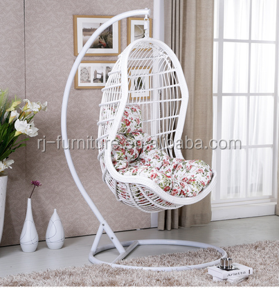 Rattan Hanging Chair Outdoor Swing Chair Balcony Furniture Metal White Modern Hanging Egg Chair for Bedroom with Cushion Indoor