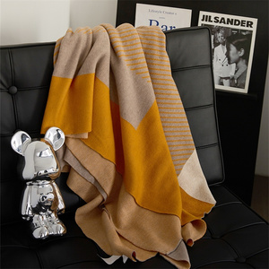 High Grade Simple Patchwork Striped Wool Blending Knitted Throw Patchwork Baby Wool Blanket For 6 Star Hotel Sofa Syg