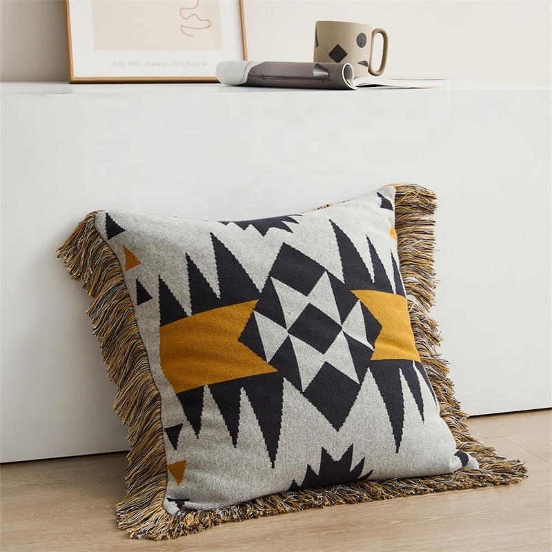 High Quality 100% Cotton  Bohemian Style Geometric Jacquard  Knitted Pillow Case with Tassel  For Home Decoration Sofa Lw