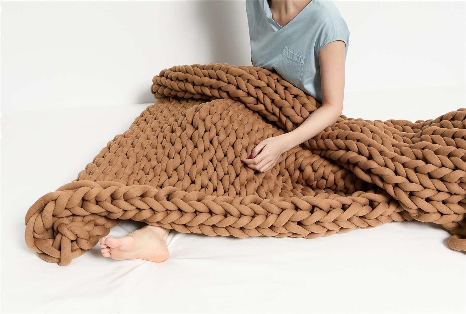 LLY OEKO-TEX Crochet Handmade Weight Tube Yarn Cotton Large Chunky Hand Knit Wool Throw Giant Knot Blanket for Pet Bed Chair Mat