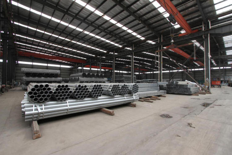 Welded galvanized iron pipe, galvanized steel pipe price board, galvanized fire pipe