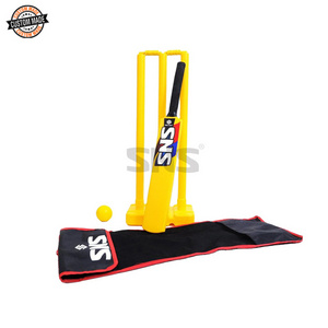 High Quality Best Selling Customized OEM Sturdy Construction Plastic Beach Garden Cricket Single Set with Smart Carry Bag