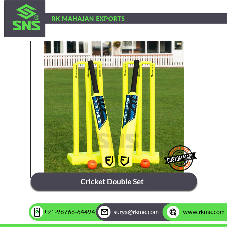 Leading Supplier of Good Quality Customized OEM Light Weight Plastic Beach Garden Cricket Double Set with Carry Bag