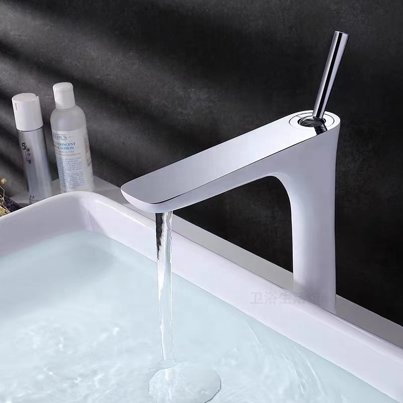 JX-1068 Single Handle  Bathroom Sink   Mixer Chrome Plated Finished Deck Faucet Water Tap Basin Faucet