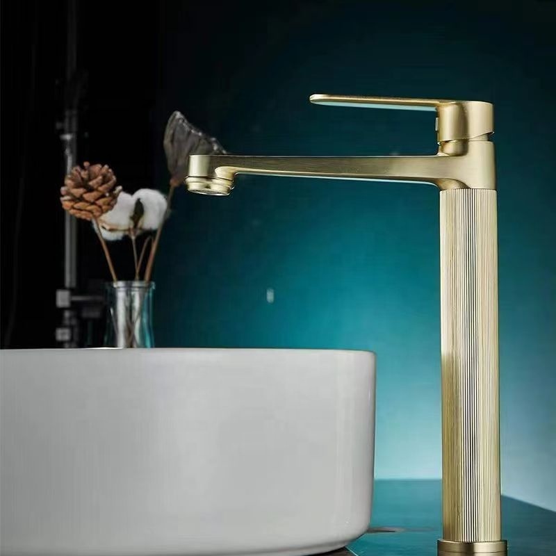 Hot selling New Design Bathroom Faucets Accessories Modern Waterfall Face Basin Faucet