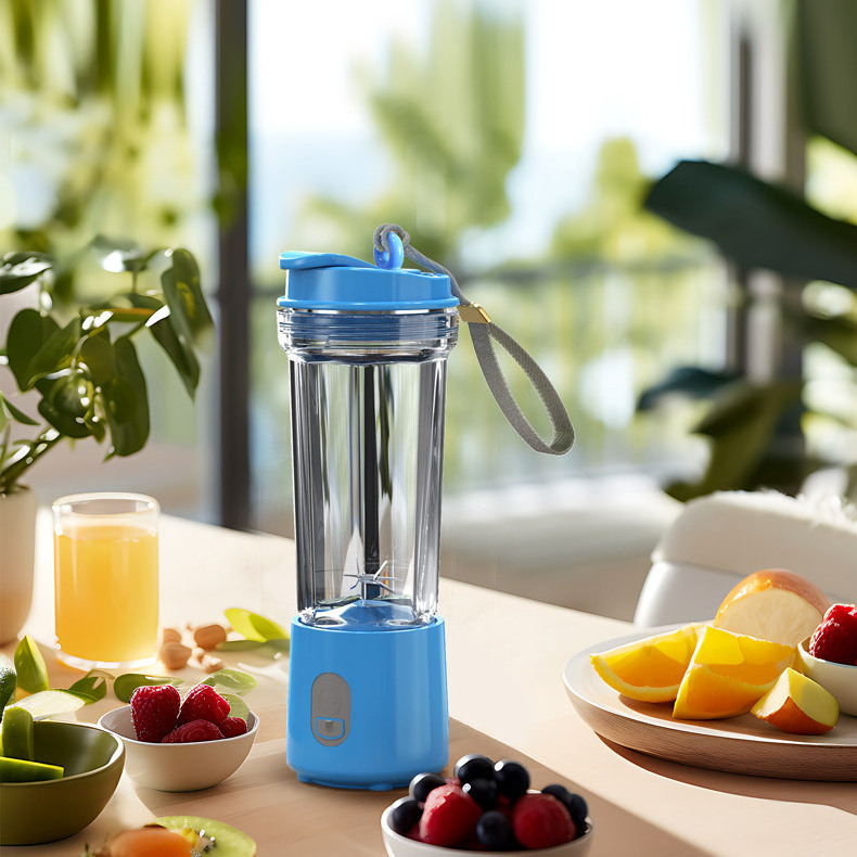 Personal Mini Juicer Blender Fruit Blender 2 Blade Smoothie Portable Blender Cup Juicer