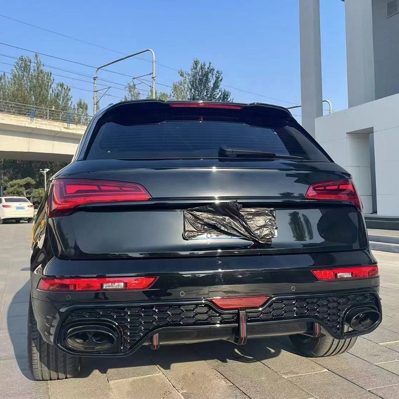 2020 2021 2022 RSQ5 Rear diffuser with tail pipr for Audi Q5 Q5L Chang to RSQ5 Rear bumper