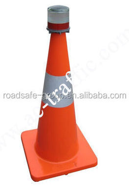 ROADSAFE High Intensity LED Flashing Solar Warning Beacon Light for Traffic Cone