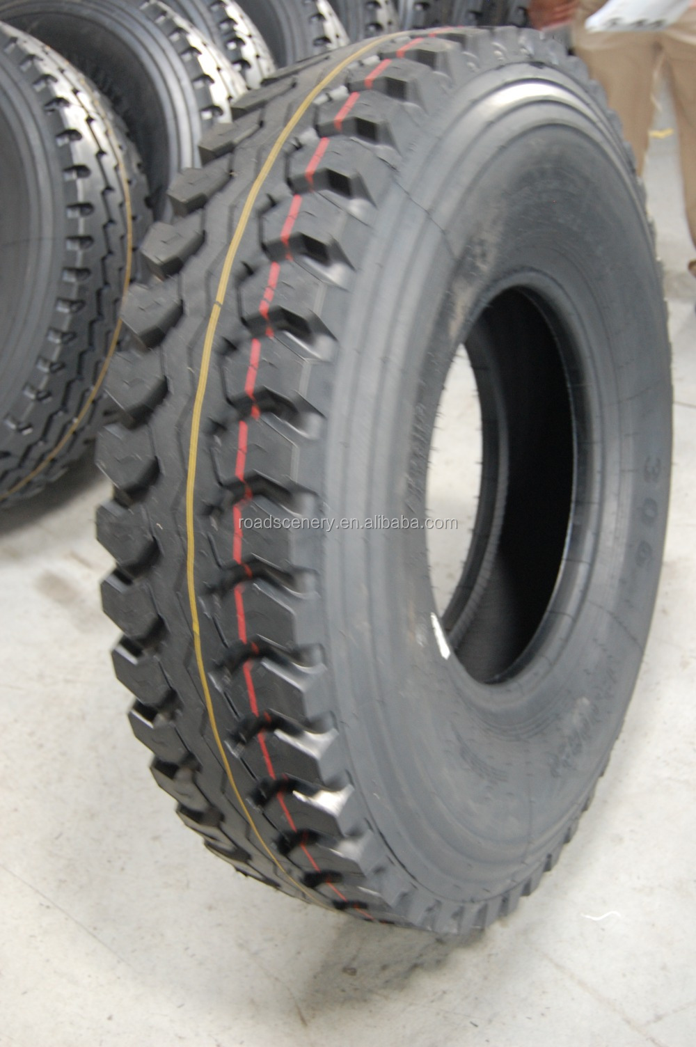 Heavy truck tyre 1000-20 tires BIS certified