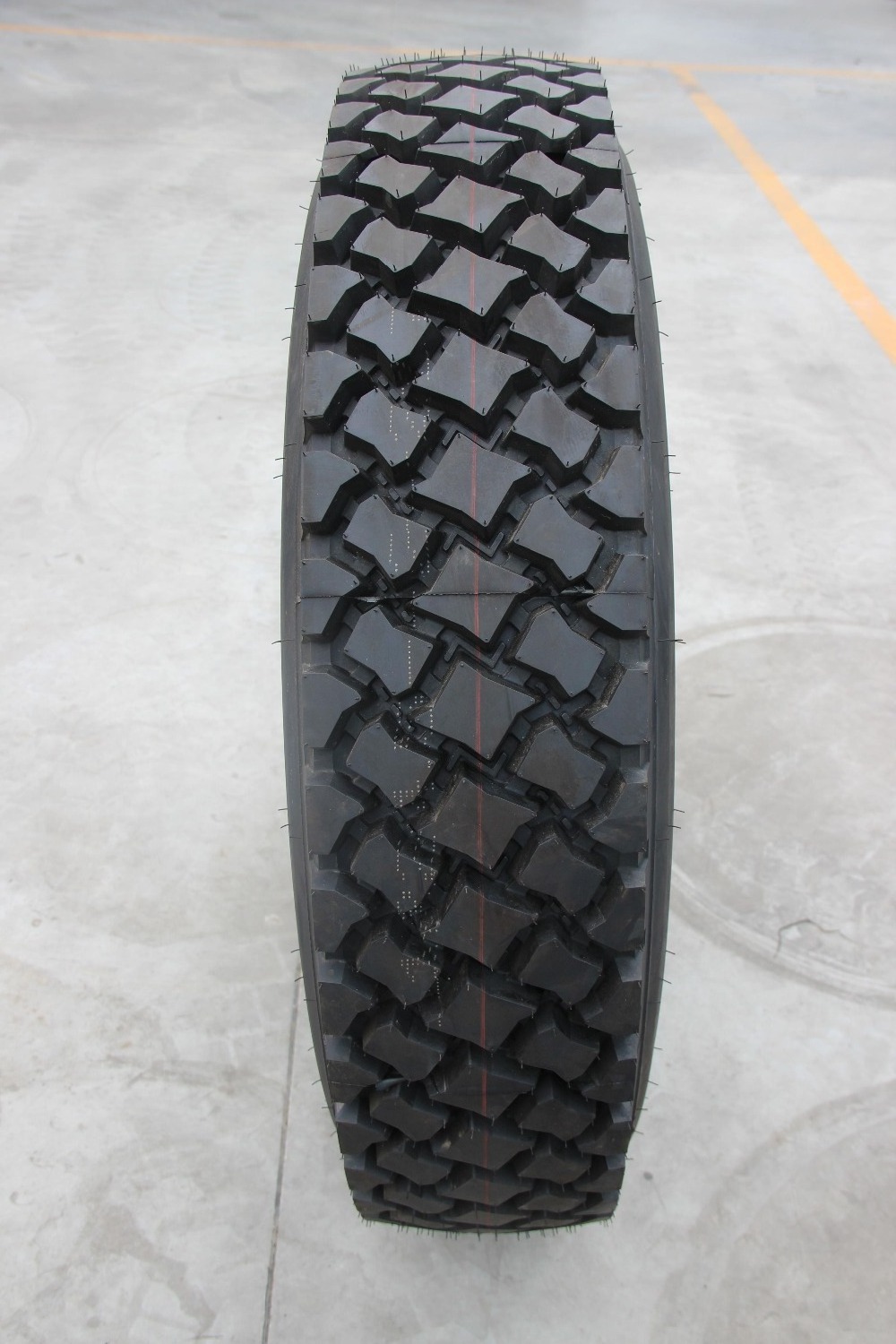 Allround brand Radial Tire Design and 175-195mm Width radial truck tire 11R22.5 11R24.5 for sale