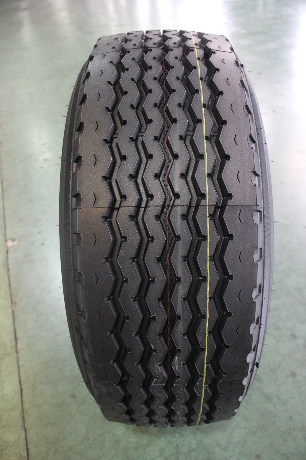 385/65R22.5 L/20PR Truck RADIAL Drive All Position Tires 38565225