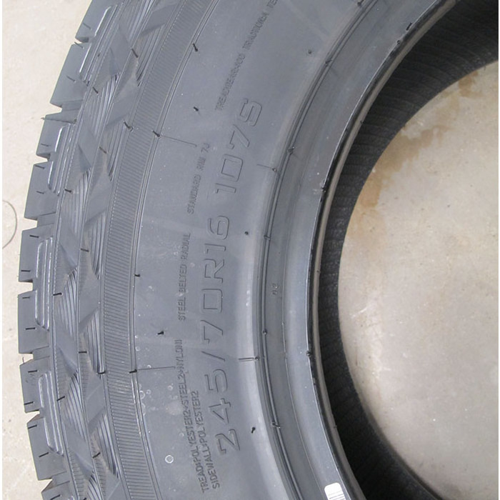 China Making passenger car tires 235/75R15 215/75R15 215/70R15 tubeless Radial tires for cars