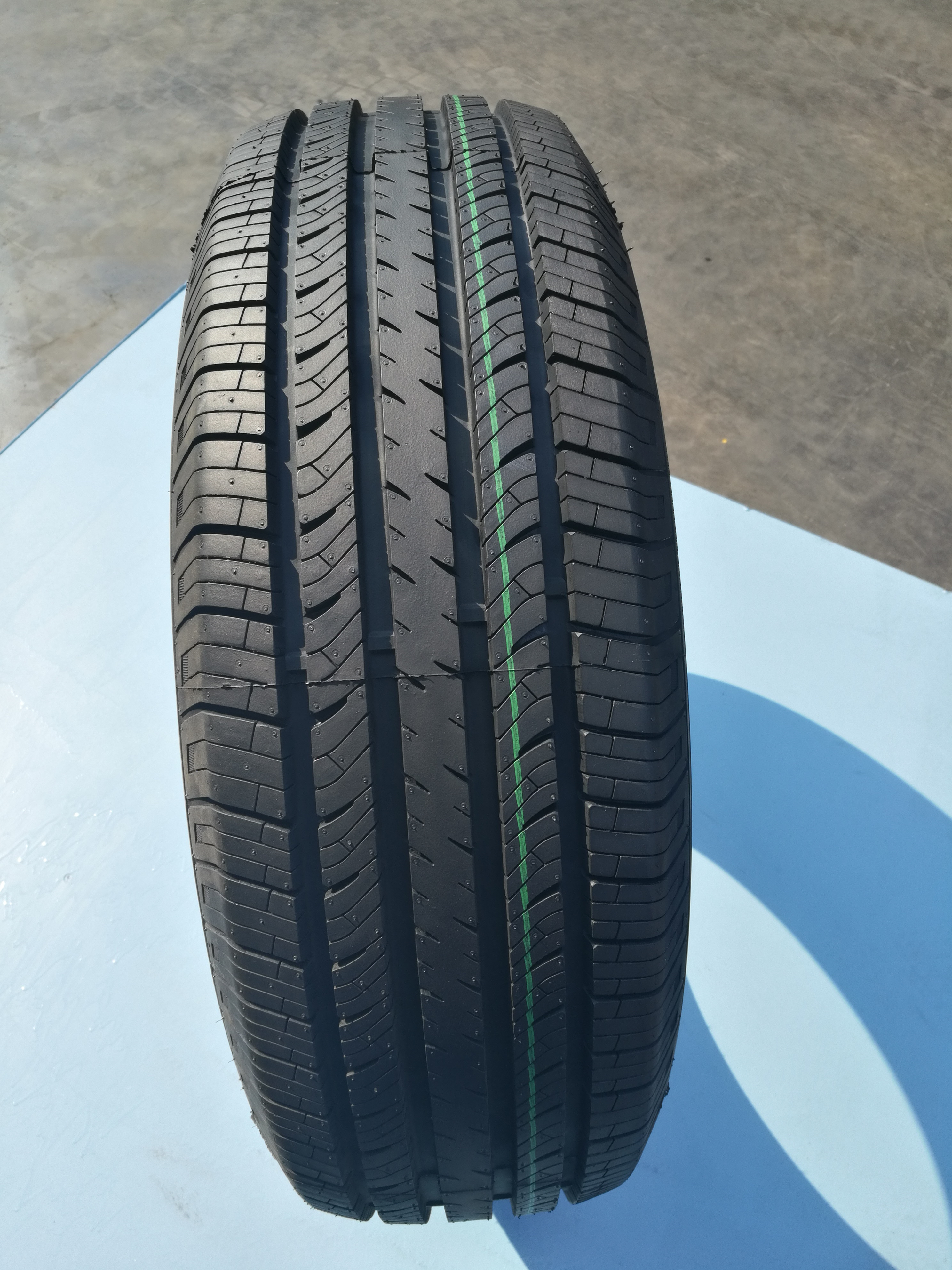 Low price wholesale pcr tire trailer tire st tire 205/75R15 semi steel radial White Sidewall Commercial Van/LTR range