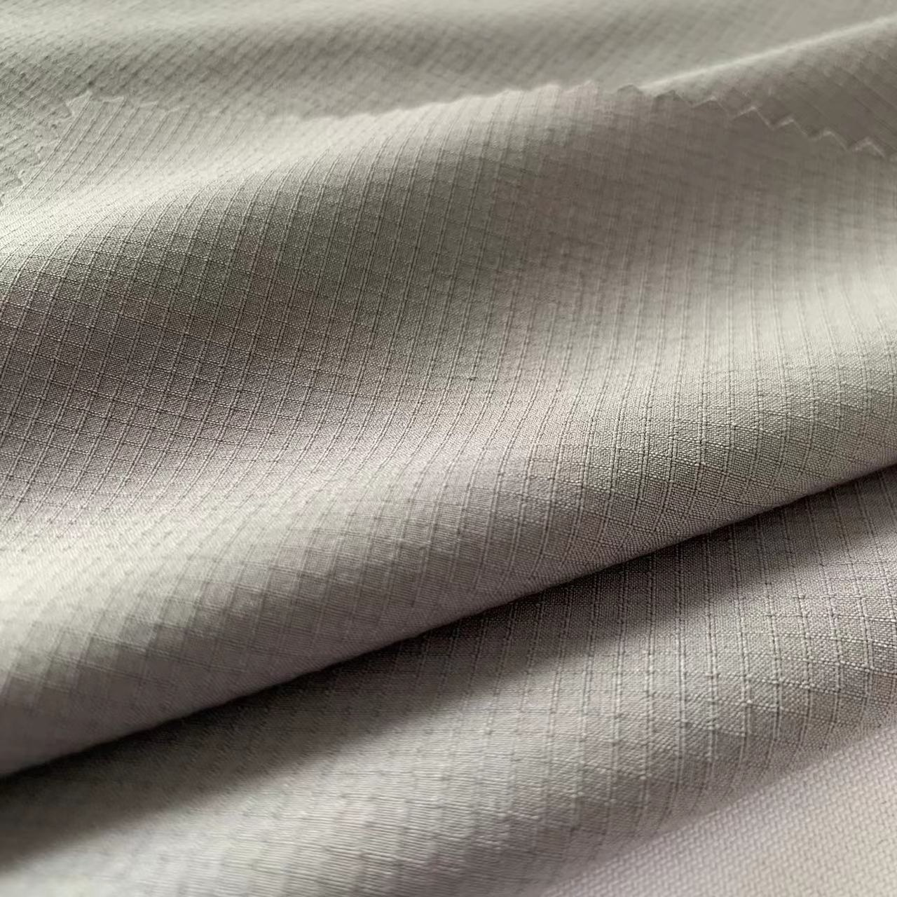 Wholesale 0.18cm micro ripstop polyester spandex 4 way stretch fabric for sportswear shorts