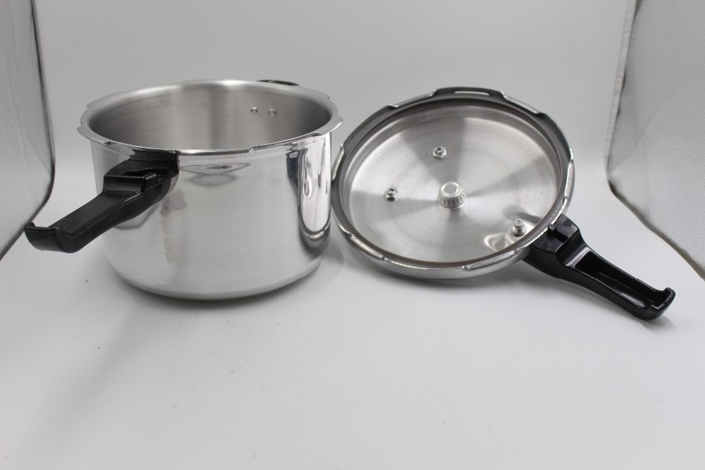 Low Price Aluminum 3 Litre Induction Bottom Pressure Cooker