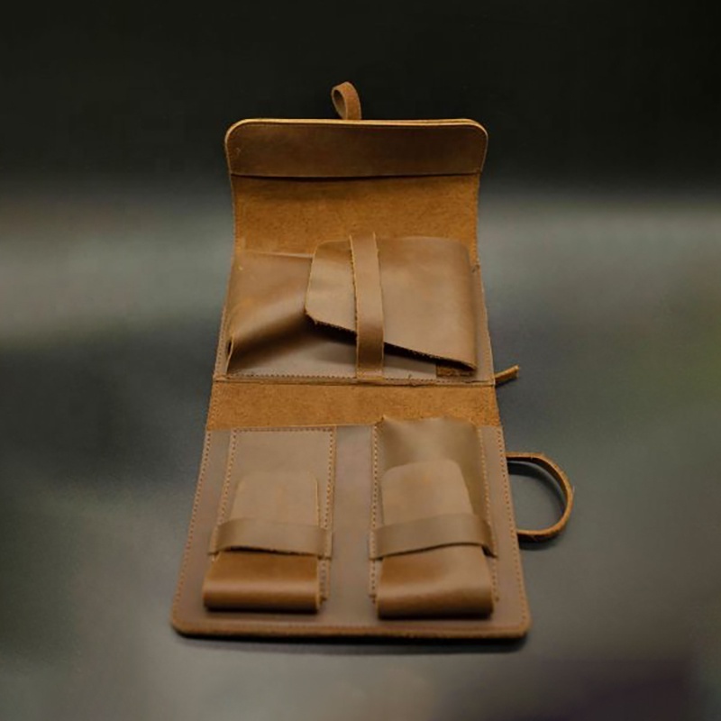 Handmade Portable Travel Leather Roll Cigar Carry Case Bag Which Holds 4 Cigars with Pockets Pouch for a Lighter & Cutter