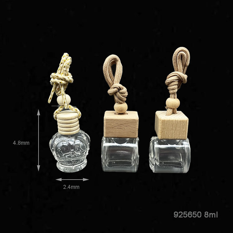 Wholesale 8ml air freshener diffuser empty frosted car hanging perfume bottles with wooden cap