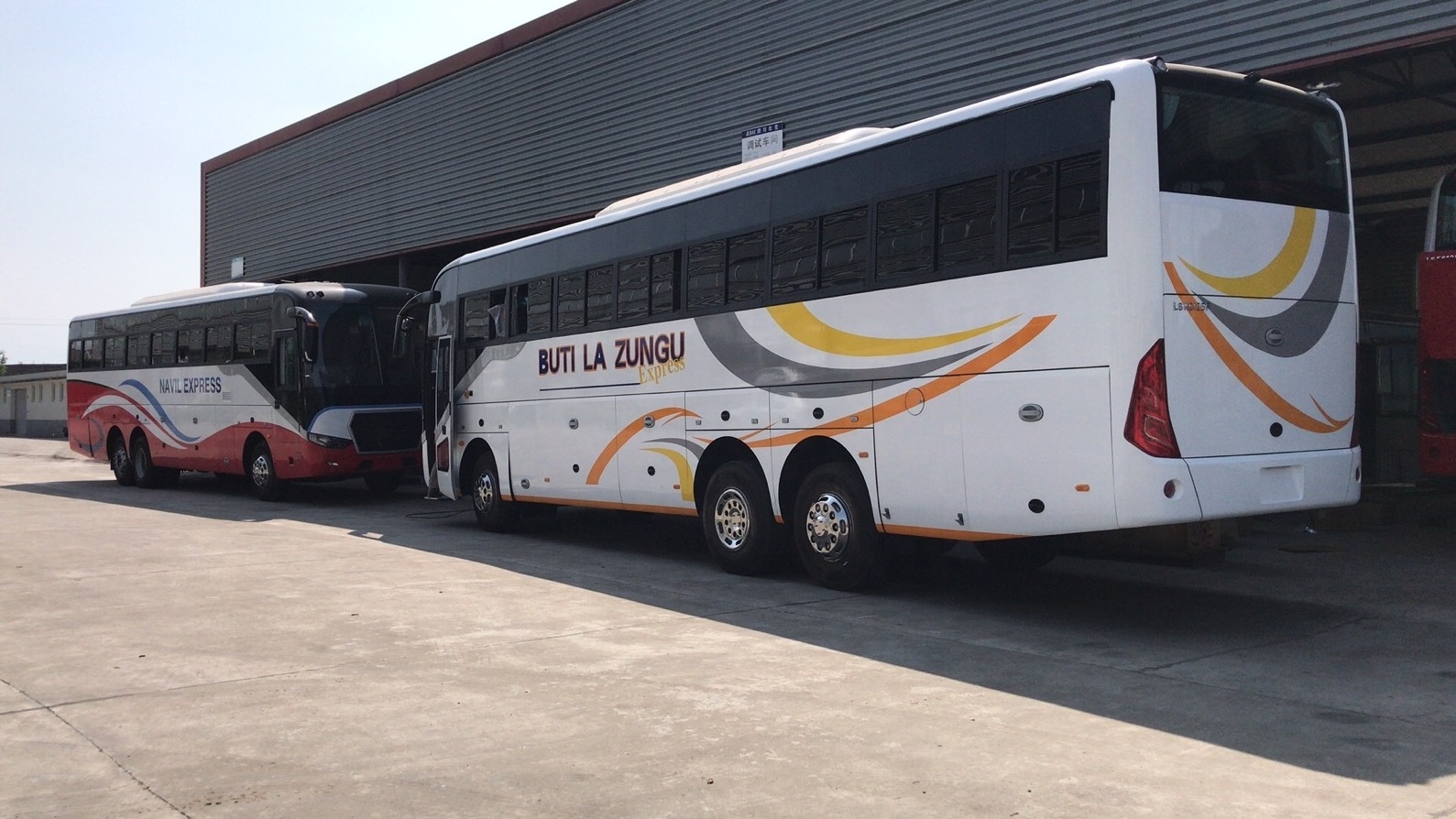 12m 50seats 65 seats RHD double axle front engine coach bus for sale