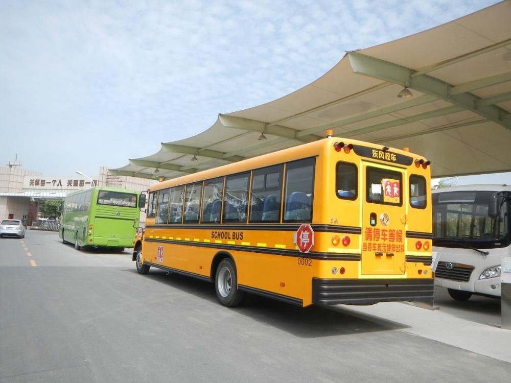 Manufacture Student Shuttle Bus Yellow School Bus 19 Seats Diesel 68HP All Vehicle Safety Belt