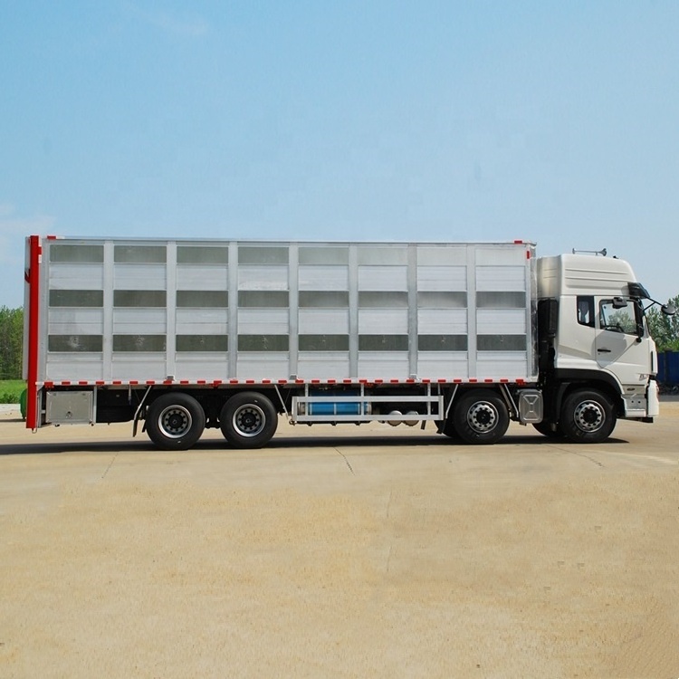 Dongfeng brand 20 ton 8x4 stock pig transportation truck with feeding system auto loading animals truck