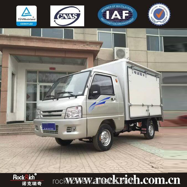 Good price 4x2 electric mini truck for sale standard configuration