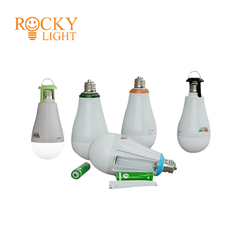 Multifunctional emergency bulb light