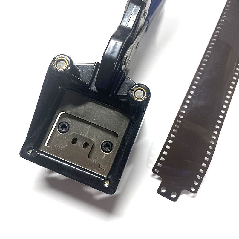 Metal Film Tail Cutter Film Puncher for 35mm film cartridge