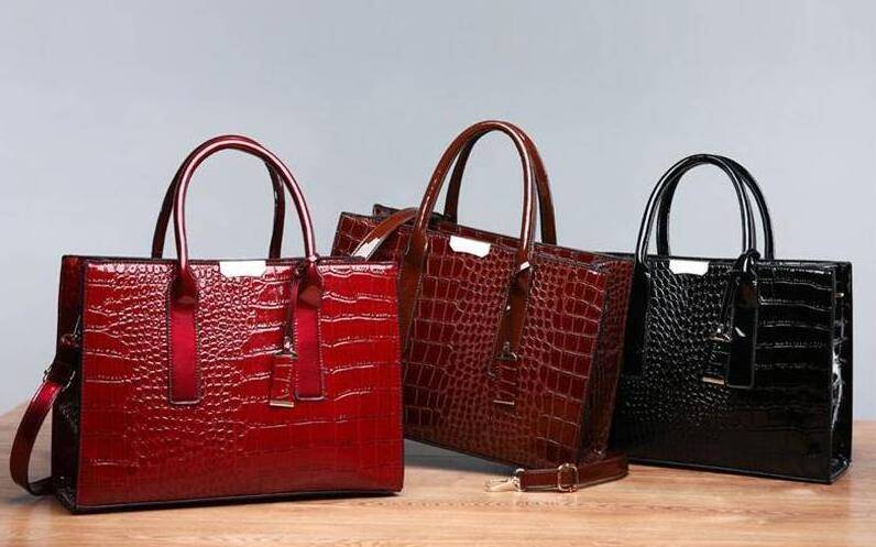 New PU leather crocodile pattern handbags States fashion bags women's big bag Tote bag hand shoulder diagonal package