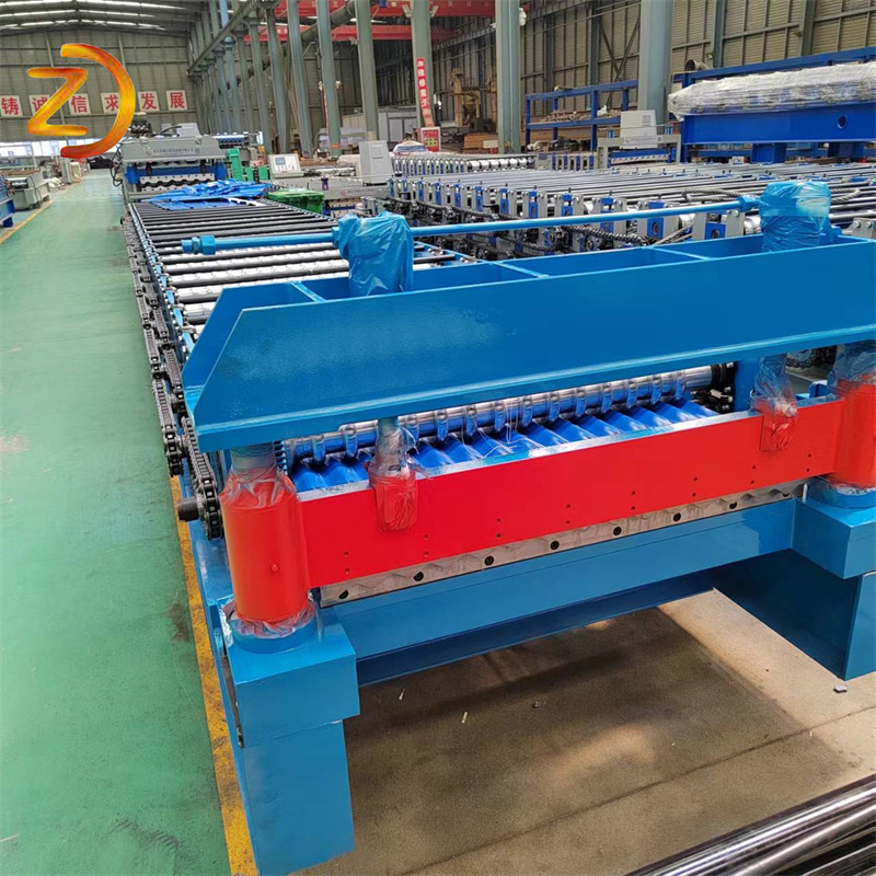 Corrugated roofing sheet cold roll forming machine making machine manufacture