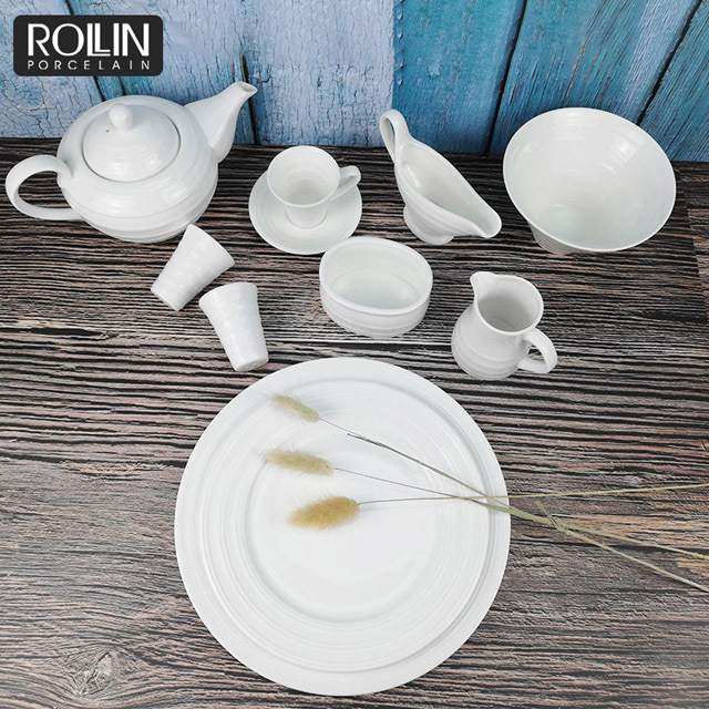 Wholesale high quality custom design plates sets luxury dinnerware restaurangt tableware for hotel