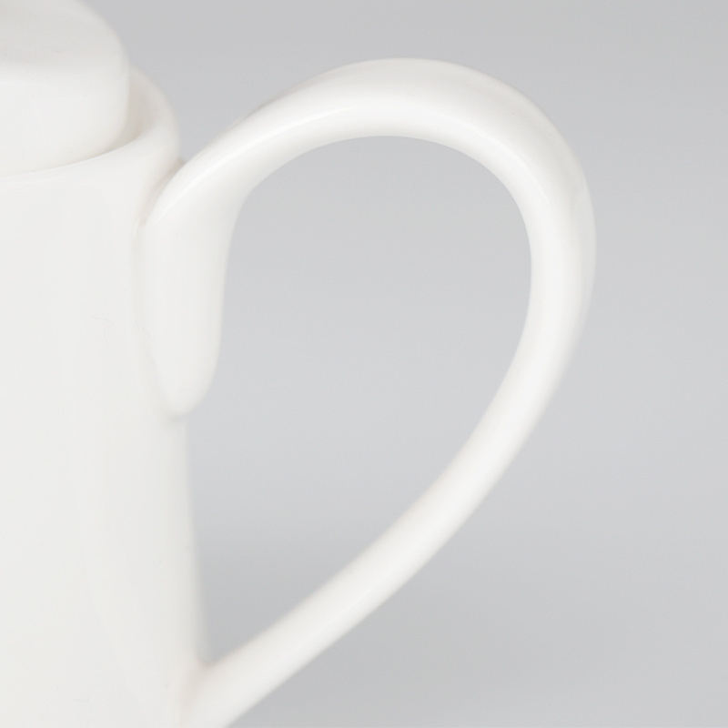 Wholesale white ceramic tea set pots porcelain milk ceram tea pot