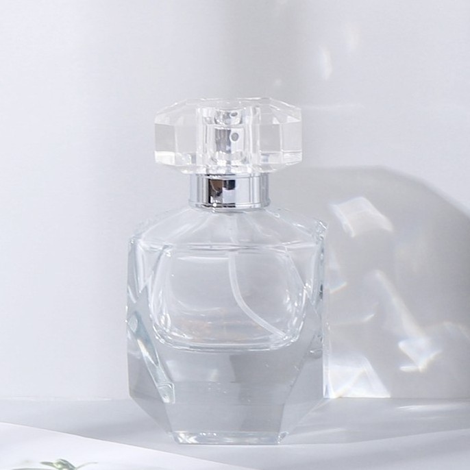 Eco-friendly 100ml diamond luxury glass body perfume spray bottle